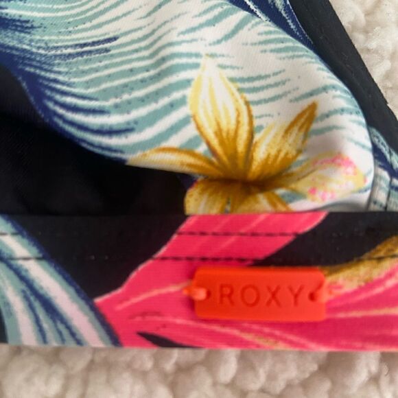 ROXY DREAMING DAY ADJUSTABLE STRAPS BIKINI TOP Size L - Picture 8 of 11